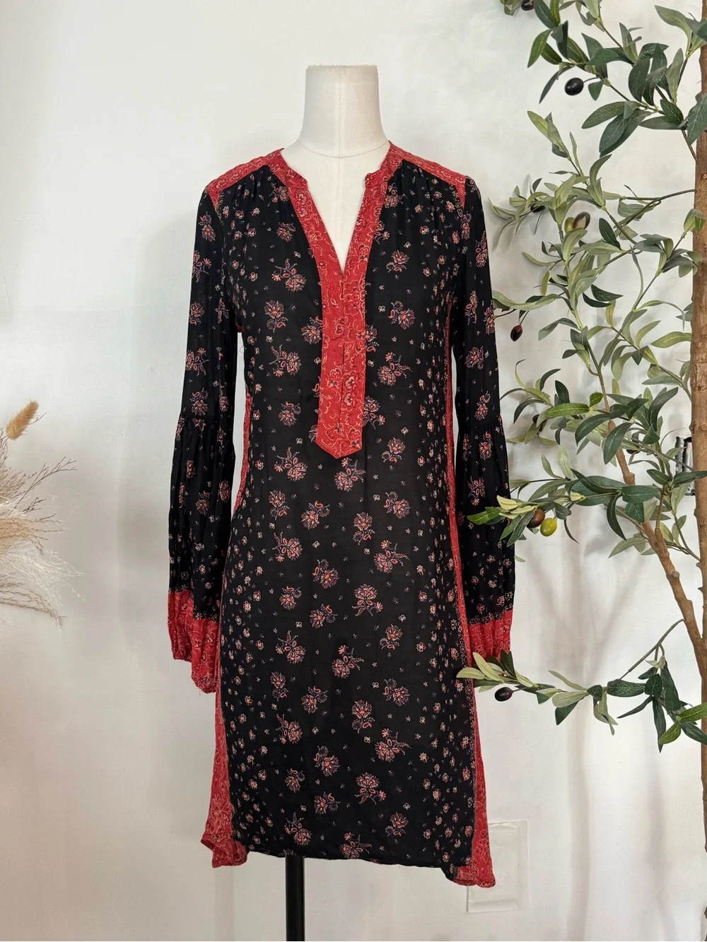 Free People XS Black Red Floral Paisley Tunic Dress Boho Long Sleeve